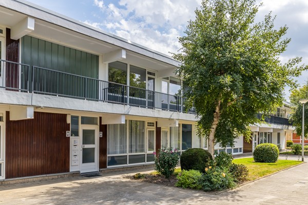 Foto - Verkocht onder voorbehoud: In het geliefde Welten ligt dit goed onderhouden en instapklare appartement met 3 slaapkamers, open keuken en twee balkons. 